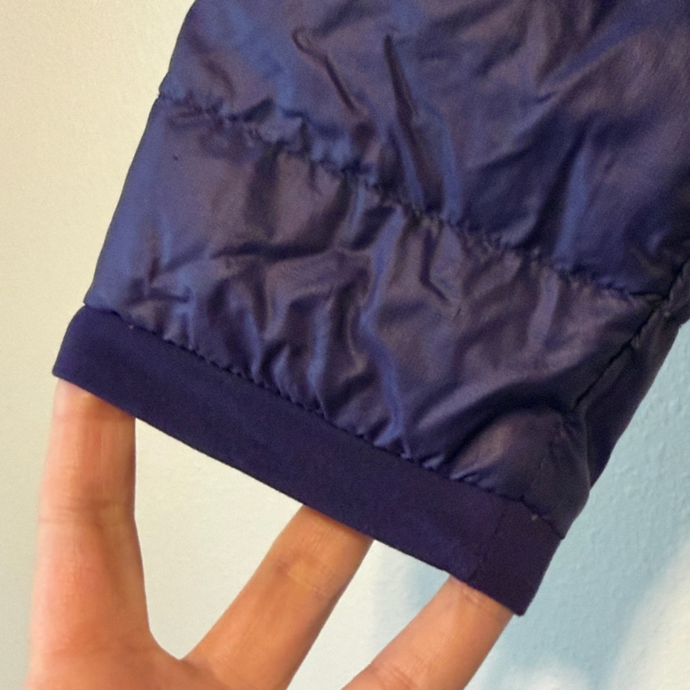 Helly Hansen Purple Quilted Down Puffer Jacket with Red Zipper - Picture 5 of 10